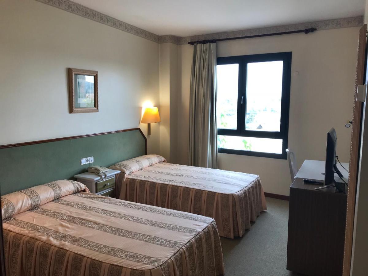 Hotel Magallon 卡斯佩 外观 照片